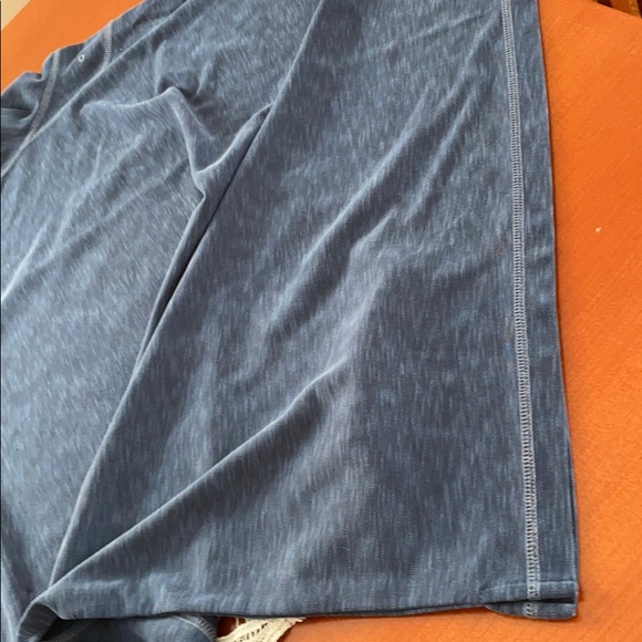 Tommy Bahama Short Sleeve - Picture 4 of 6